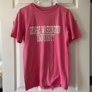 Hot pink George Washington GW University T-shirt!